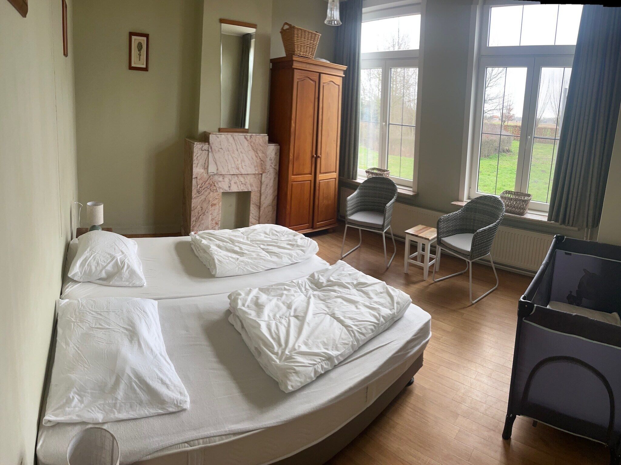 5 bedrooms, WiFi