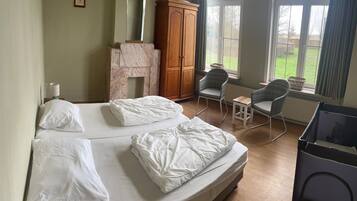 5 bedrooms, WiFi