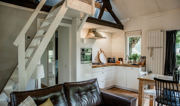 Interior - Holiday Home in Leende with Hot Tub & Garden (Leende)