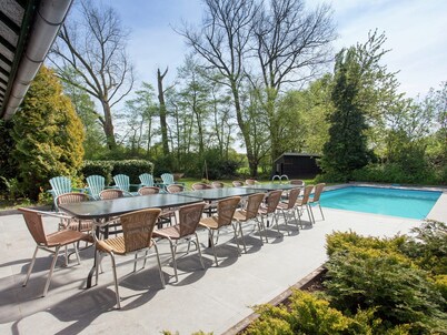 Farmhouse in Sint Joost with Pool & BBQ