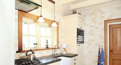 Villa in Vilamoura with Pool near Beach