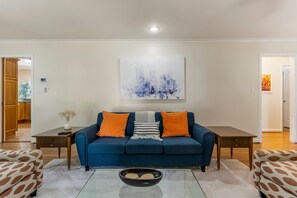 TV - Tulsa Turnaround 4 bed (Tulsa)