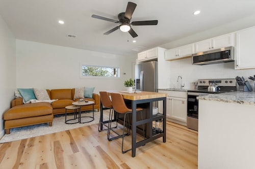 Elevated Pad @ Cherry Street