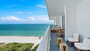 Property grounds - Direct Ocean 3/3 at 1 Hotel & Homes (Miami Beach)