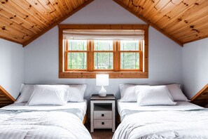 4 chambres, fer et planche à repasser, Wi-Fi, draps fournis