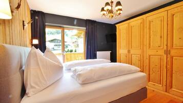 4 bedrooms, free WiFi