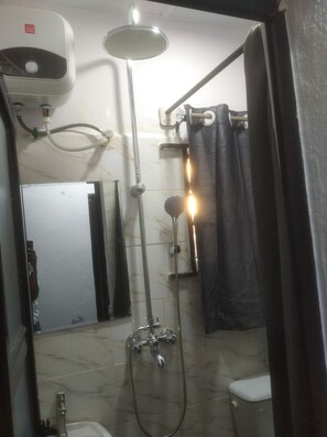 Miljøvenlige toiletartikler, hårtørrer, håndklæder, Sæbe