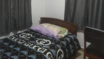 2 bedrooms, in-room safe, desk, iron/ironing board
