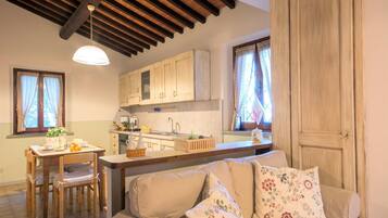 Télévision, table de tennis de table