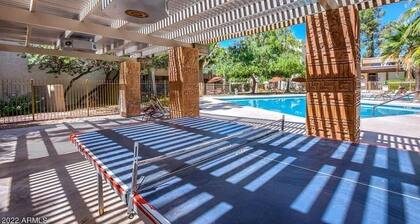 Beautiful Old Town Scottsdale Condo Lux Amenities