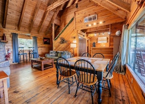 Cabin, Multiple Beds, Hot Tub, Mountain View | Interior