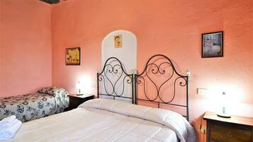 2 bedrooms, free WiFi