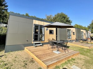 Outdoor dining - Tiny Haus Paul by Interhome (Wemding)