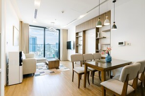 City Apartment | Living area - Vinhomes Metropolis Ha Noi-Gem Apartment (Hanoi)
