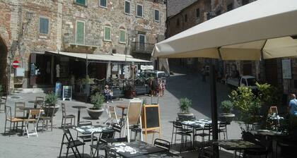 Ferme en Toscane avec piscine et dégustation de vin