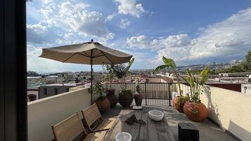 Hochwertige Bettwaren, Verdunkelungsvorhänge, schallisolierte Zimmer