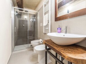 Dusche, Bidet