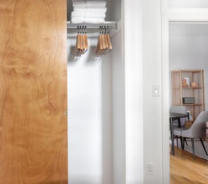 Interior - Amazing Park Slope 2BR w/ W/D, nr Prospect Park, by Blueground (Brooklyn)