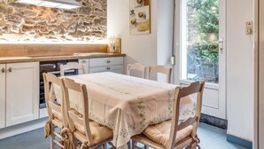 Dining - Charming Stay in Viroinval (Viroinval)