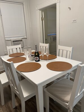 Dineren