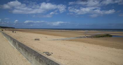 Appartement calme Ă Bayeux Ă 9km de la plage