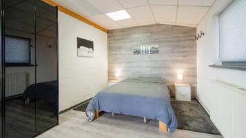 2 bedrooms, free WiFi