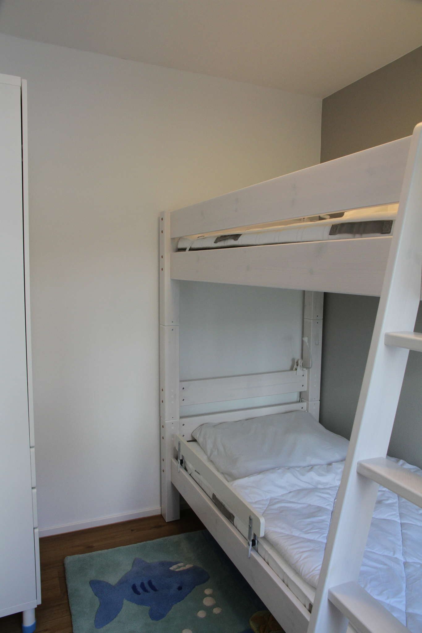 2 makuuhuonetta, silitysrauta/-lauta, ilmainen Wi-Fi, vuodevaatteet