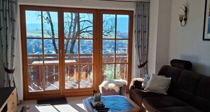 Ferienwohnung 'Leni' mit Balkon und WLAN