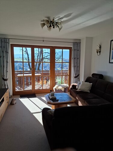 Ferienwohnung 'Leni' mit Balkon und WLAN