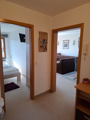 2 habitaciones, tabla de planchar con plancha y wifi gratis 