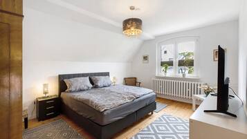 3 Schlafzimmer, Bügeleisen/Bügelbrett, kostenloses WLAN, Bettwäsche