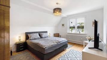 3 Schlafzimmer, Bügeleisen/Bügelbrett, kostenloses WLAN, Bettwäsche