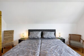 3 quartos, ferros/tábuas de passar roupa, Wi-Fi de cortesia