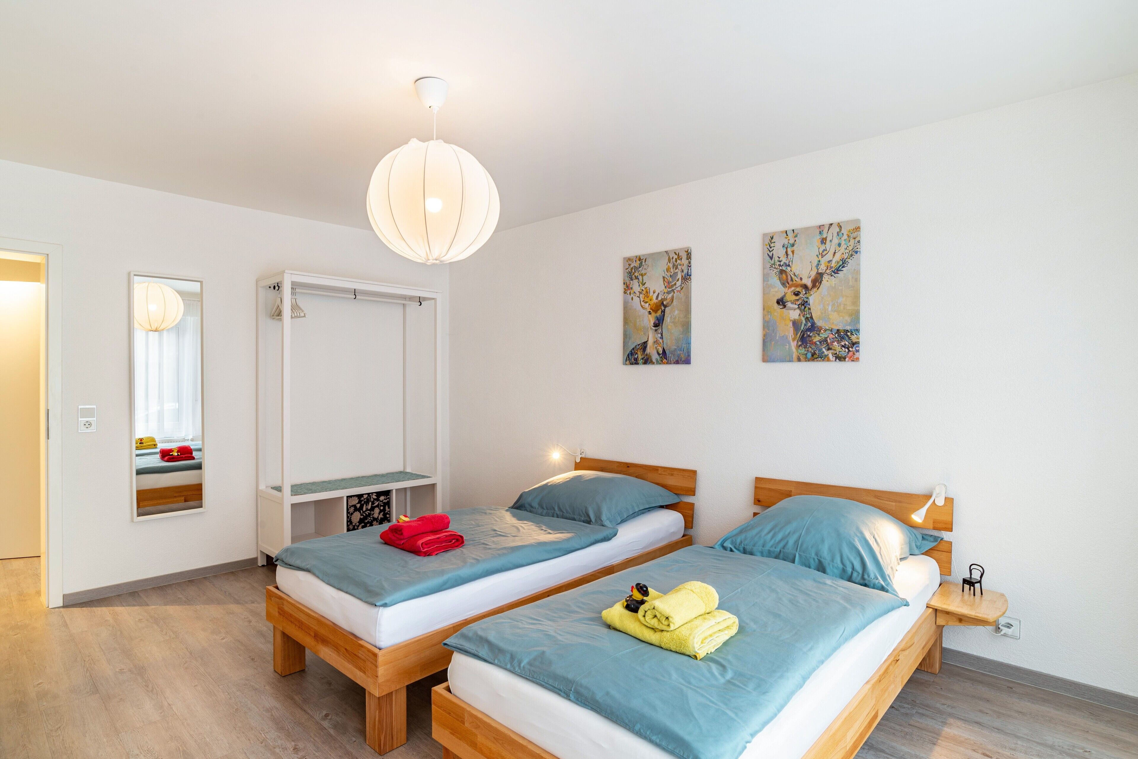 2 多间卧室、免费 WiFi、床单