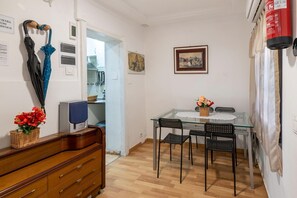 Dining - Family Home with Solarium (San Sebastián de los Reyes)