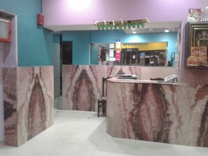 Concierge desk - Hotel Krishna Palace By GRB (New Delhi)