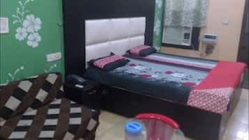 Luxury Room, 2 Bedrooms | Free WiFi, bed sheets