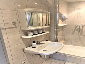 Shower - Ferienwohnung in Lauterbach im Schwarzwald (Lauterbach)