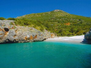 Beach nearby - Villa in Velia near Roman Ruins and Beach (Velia)