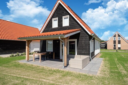 Coastal Getaway w/ Sauna
