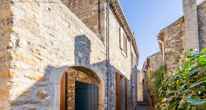 Vineyards & Village Stay