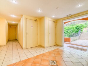 Interior - Mougins Hideaway for 4 Guests (Mougins)