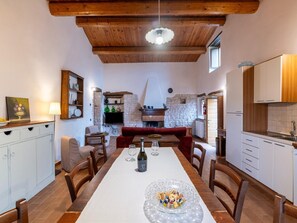 Dining - Apartment in a CountryHouse with pool (Acqualagna)