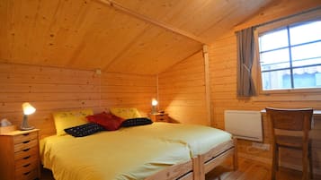 1 bedroom, iron/ironing board, WiFi