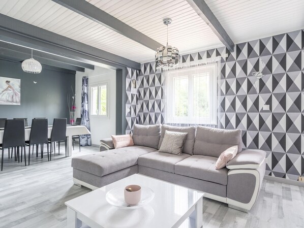 Téléviseur, lecteur de DVD