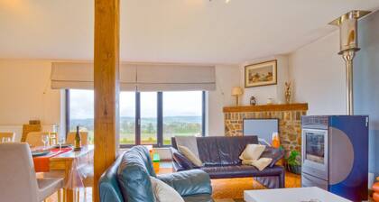 Holiday Home in Lierneux with Private Garden