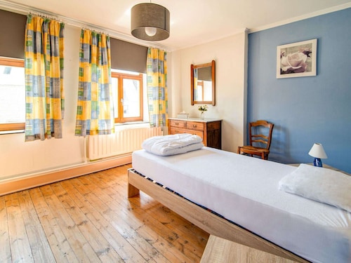 Plush Holiday Home in Matagne-La-Petite with Private Garden