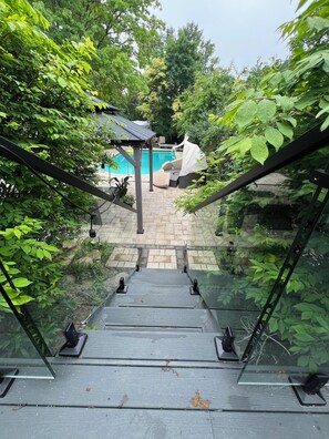 Property grounds - Modern and cozy Lakeview guesthouse (Mississauga)