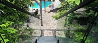 Modern and cozy Lakeview guesthouse
