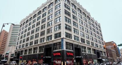 CozySuites The Block Skybridge Access